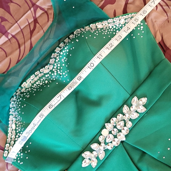 Satin/Tulle Formal or Prom  Evening Dress - Picture 9 of 11